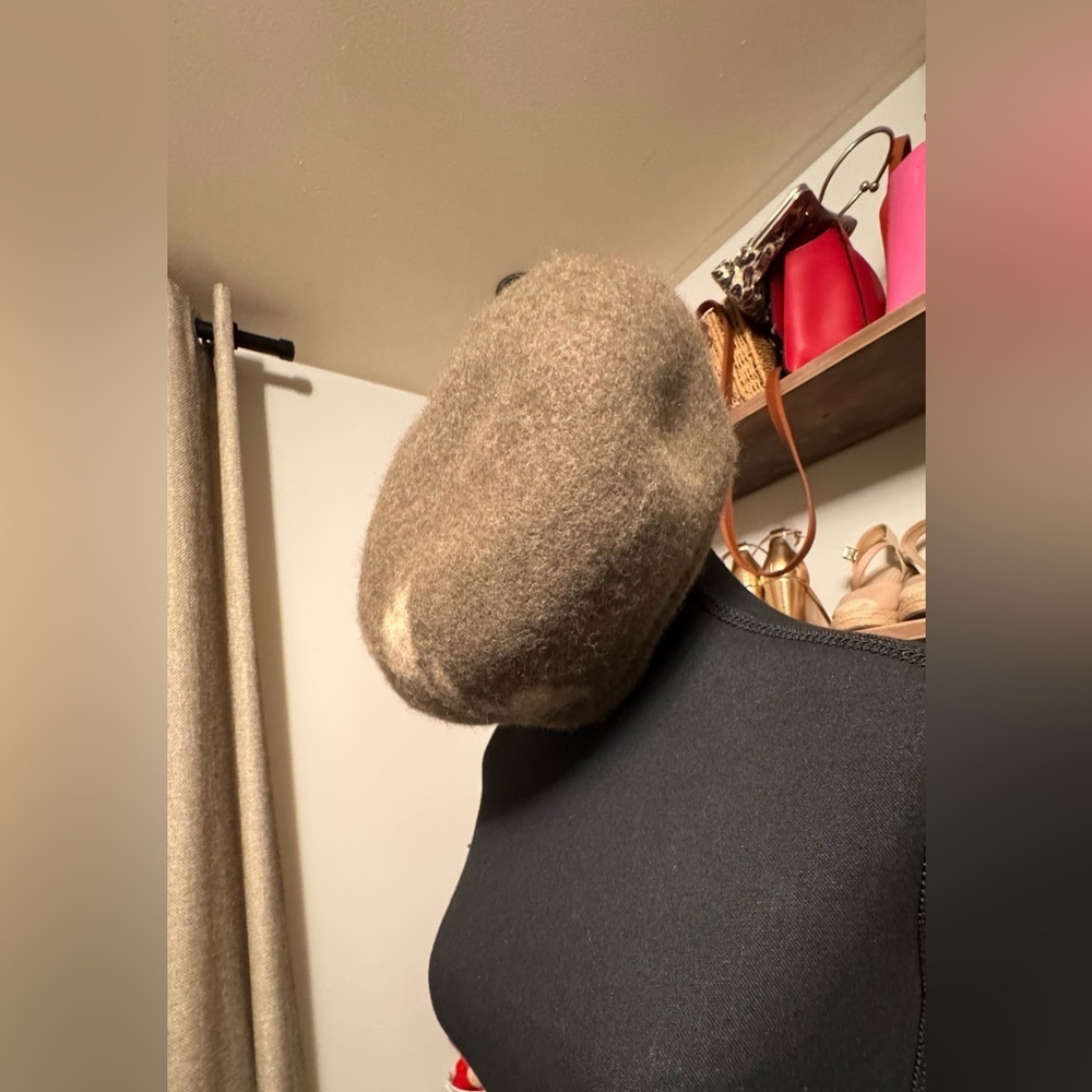 Brown Wool Beret - Picture 3 of 3